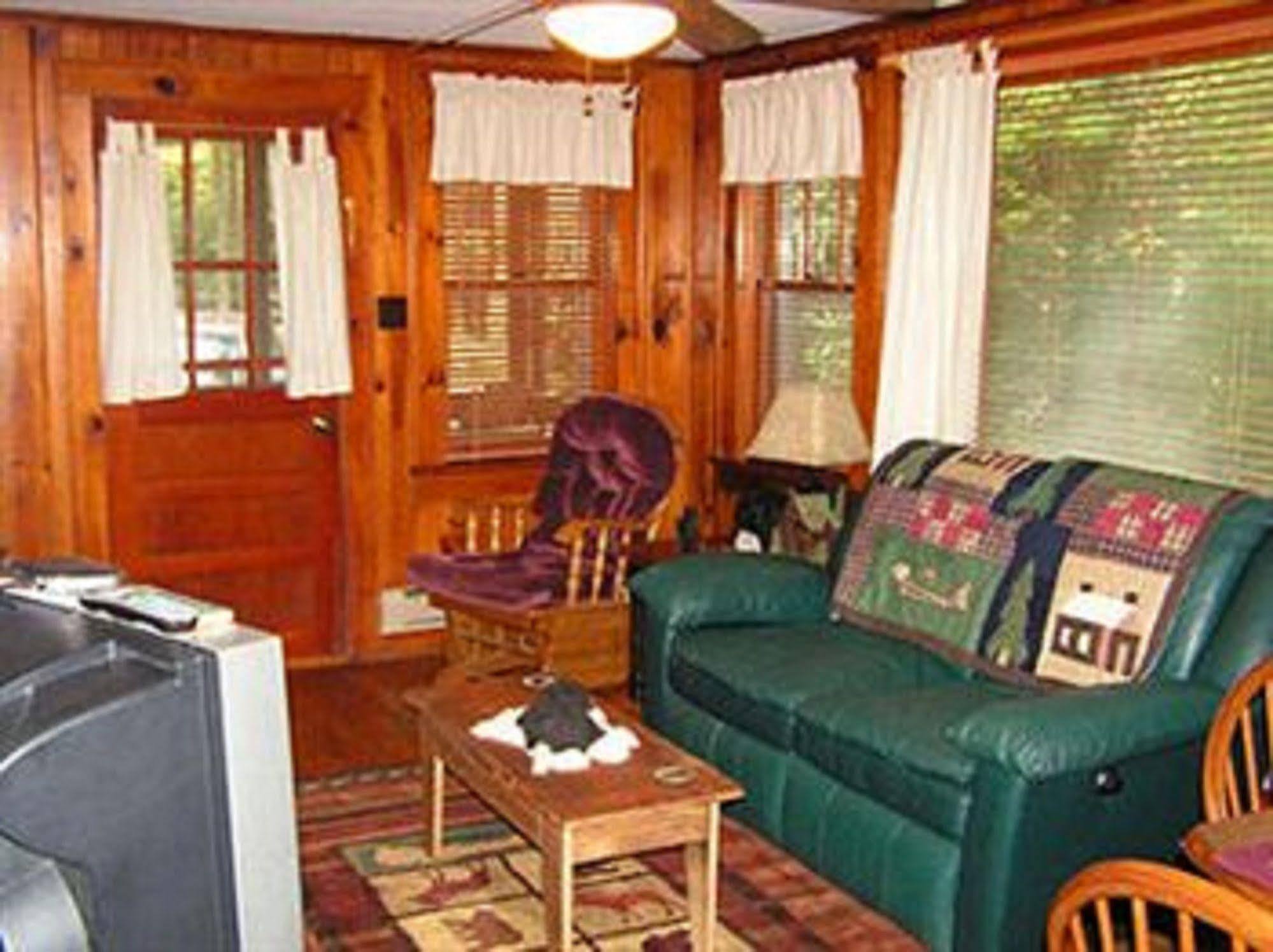 Cabins At Twinbrook Resort Maggie Valley Kamer foto